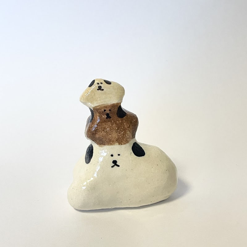 2ひきのってるいぬ